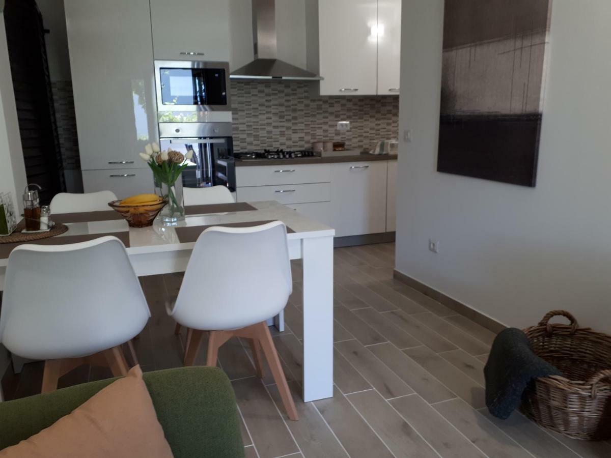 Apartment Zoe *